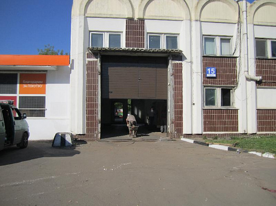 Секционные ворота с калиткой